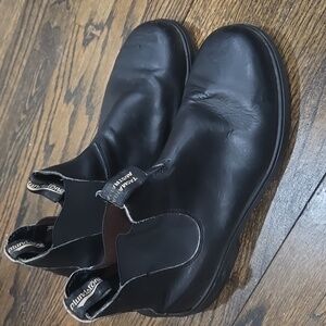 Blundstone Men’s Black Dress Chelsea Boots Size 10